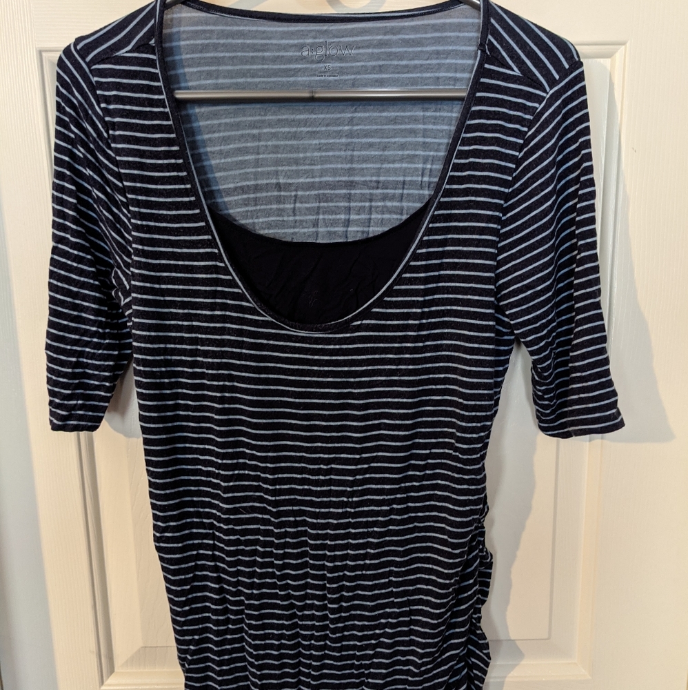 Maternity t-shirt, breastfeeding